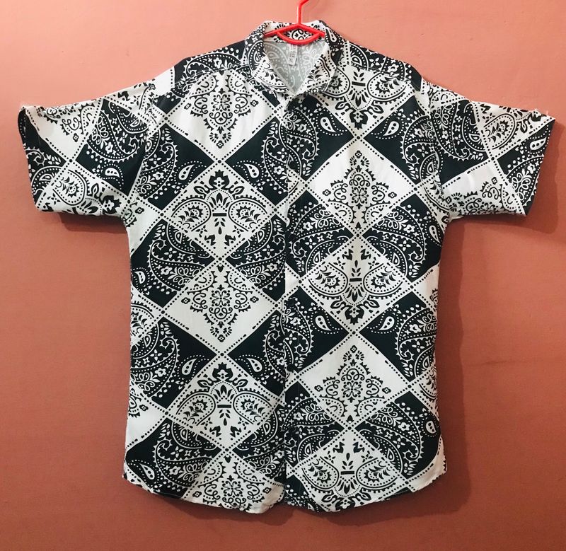 Printed Short Sleeve Shirt
