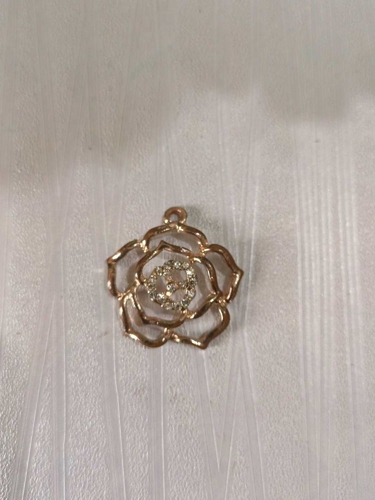 Rose Gold Flower Pendant