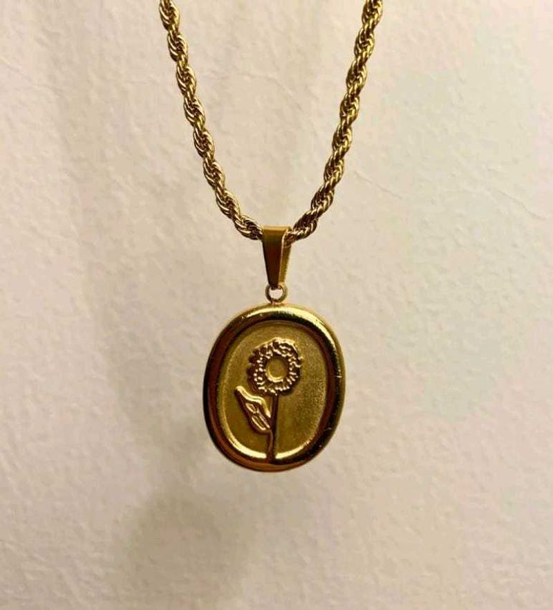 Sunflower Pendant Necklace