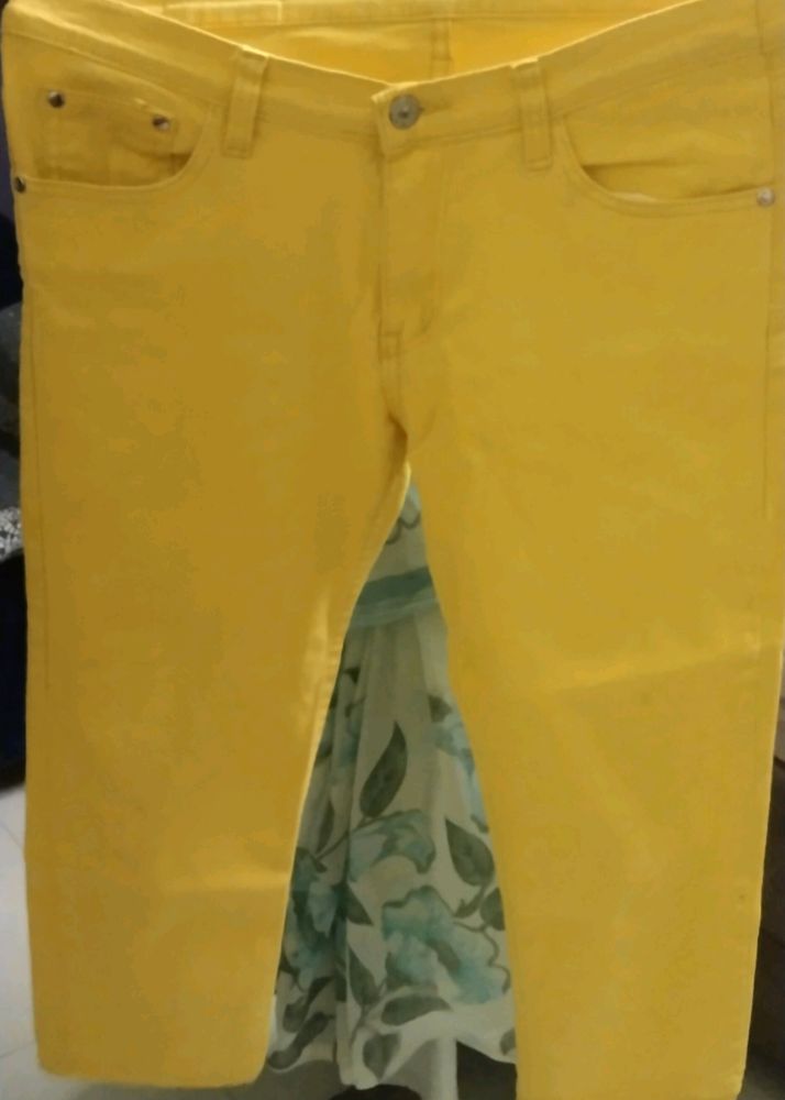 Yellow Pant 😊