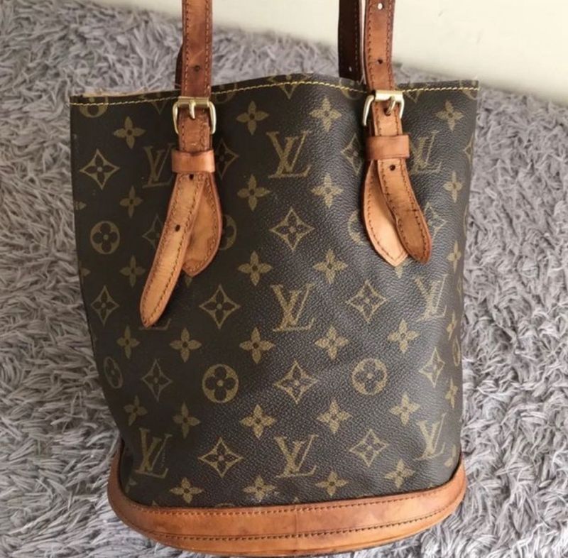 Authentic Louis Vuitton Monogram Petit Bucket Bag