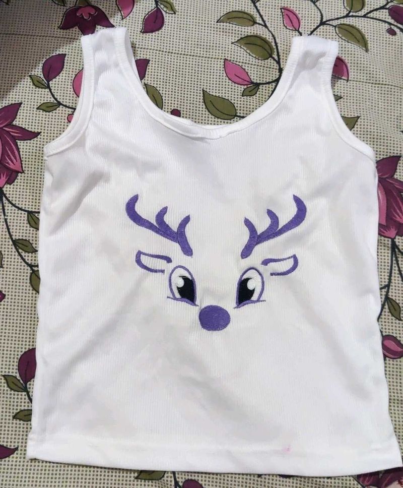 Cute White Sleeveless Tank Top with Reindeer Desig