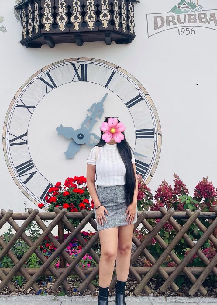 H&amp;M White Knit Crop Top