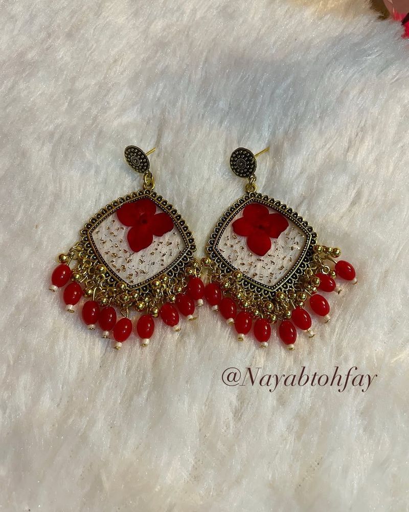 Red Flower Beaded Earrings🌹