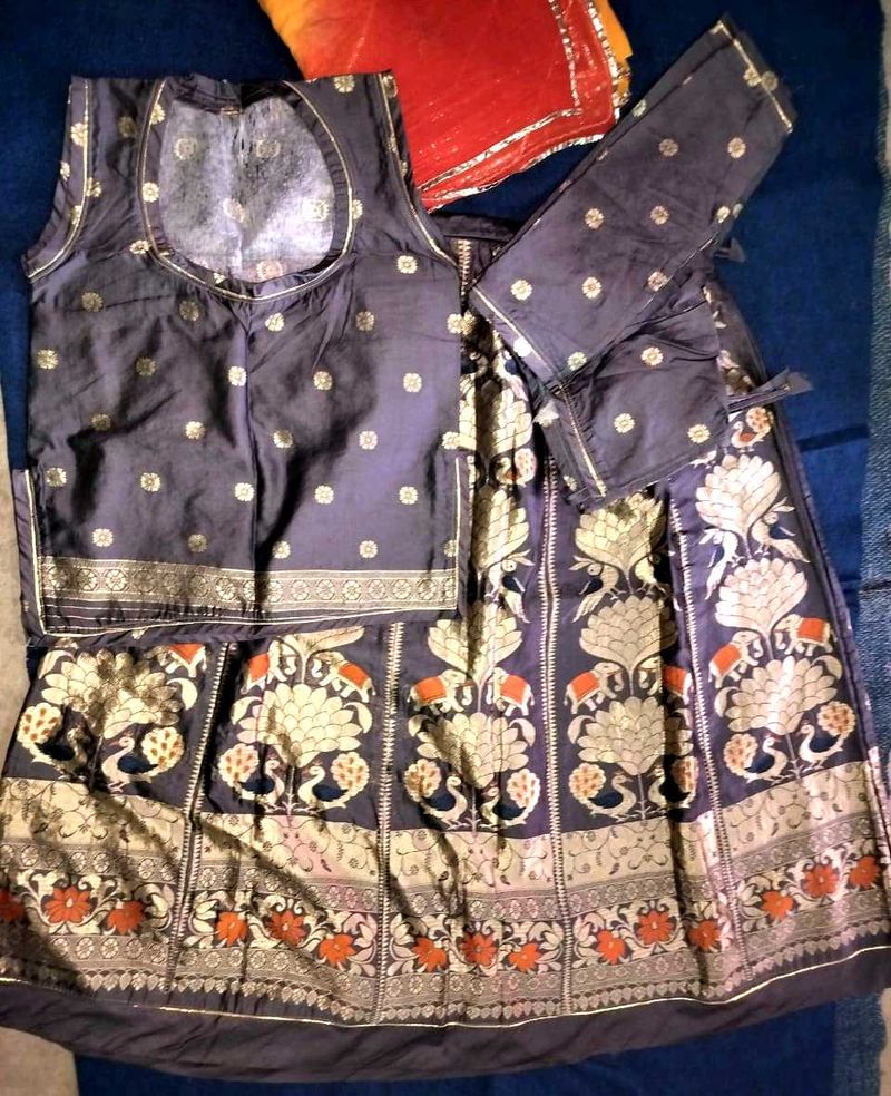 Diwali Offer Rajputi Banarasi Poshak Without Odhni