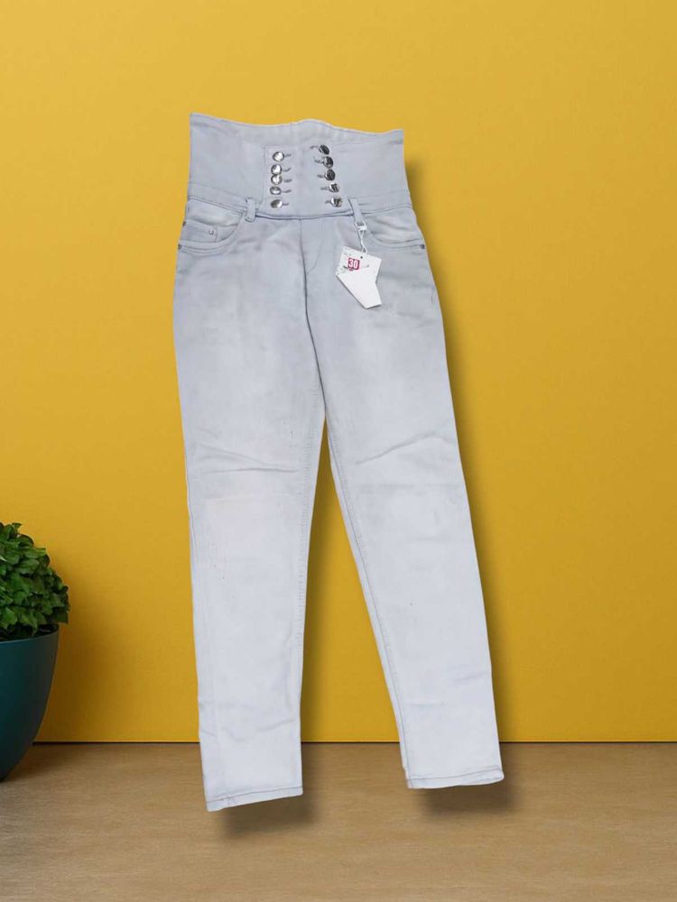 I@95 Size-28 (Sale) Latest Ladies high waist Jeans