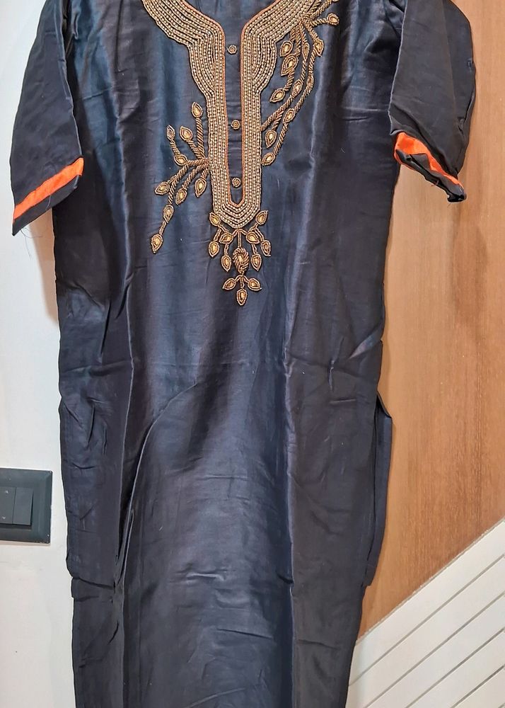 Elegant Dimond Work Punjabi Suit