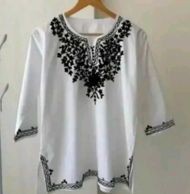 Elegant White Embroidered Kurta