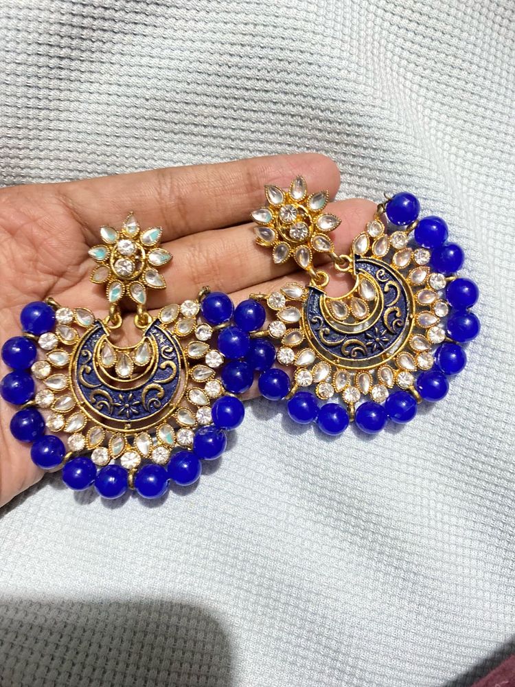 Blue Kundan Earrings &amp; Mangtika
