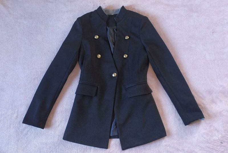 Chic Black Blazer