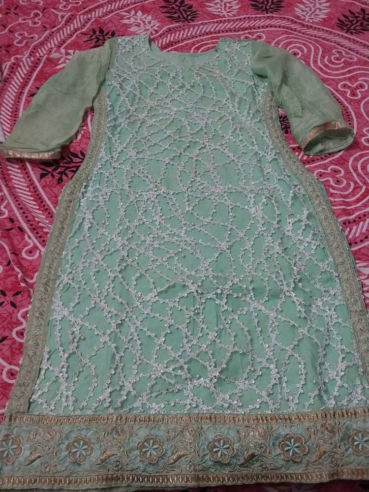 Pakistani Suit