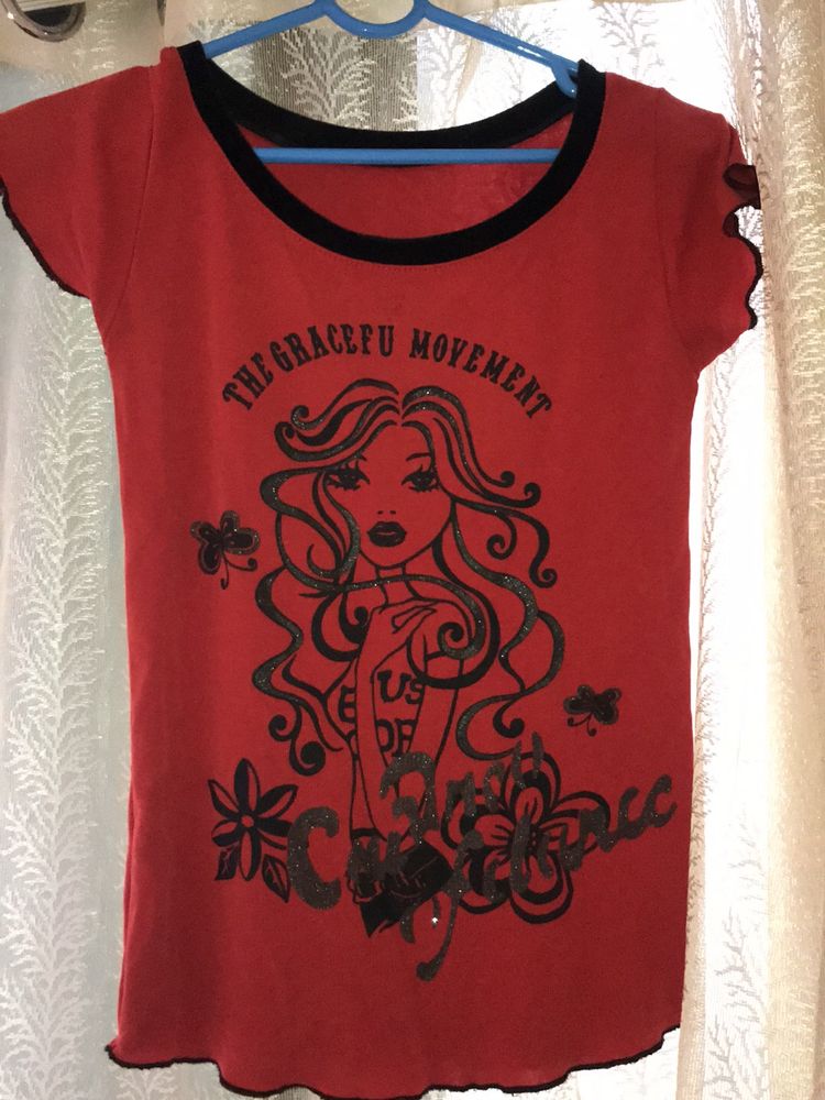 it’s a fitted top!