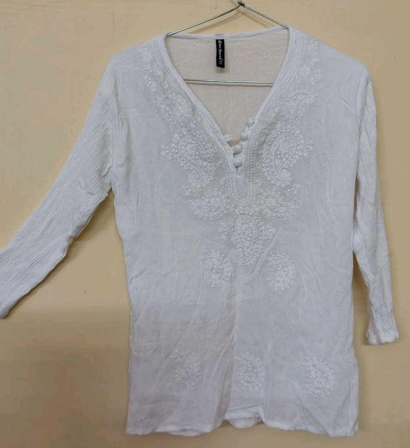 CHIKANKARI SHORT KURTI