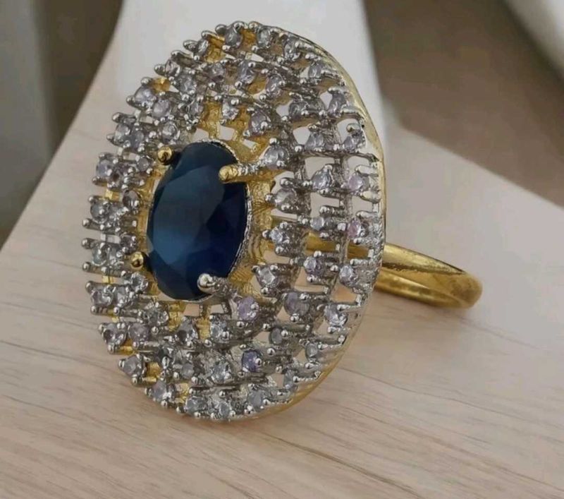 Sparkling Silver Ring