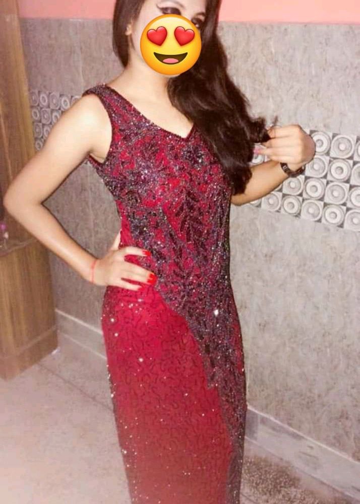 Amazing 😍 Dress Priyanka Chopra Copy Dres