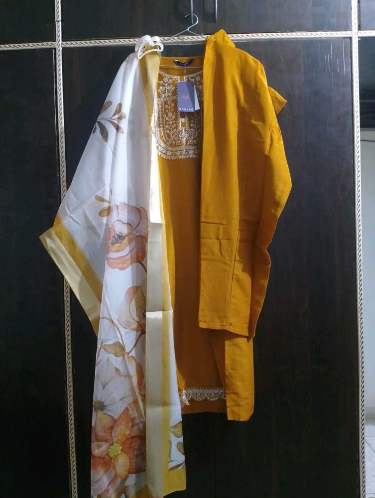 Elegant Mustard Kurta Set
