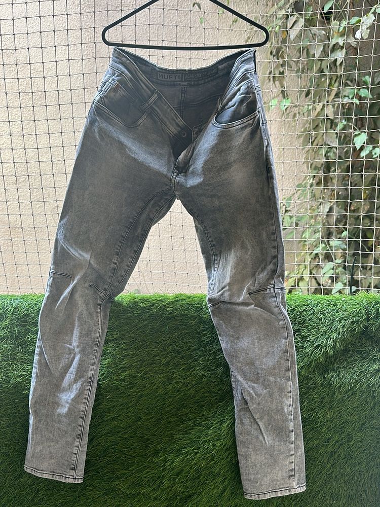 Mufti Brand Tappered Stretchable Jeans 32