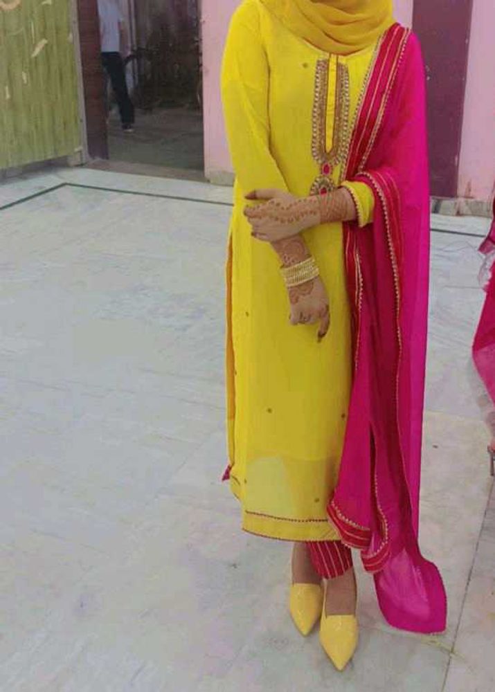 Yellow &amp; Pink Kurta Set