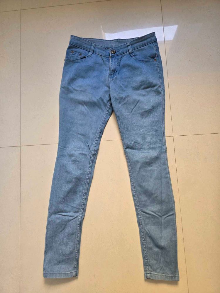 Light Wash Denim Skinny Jeans
