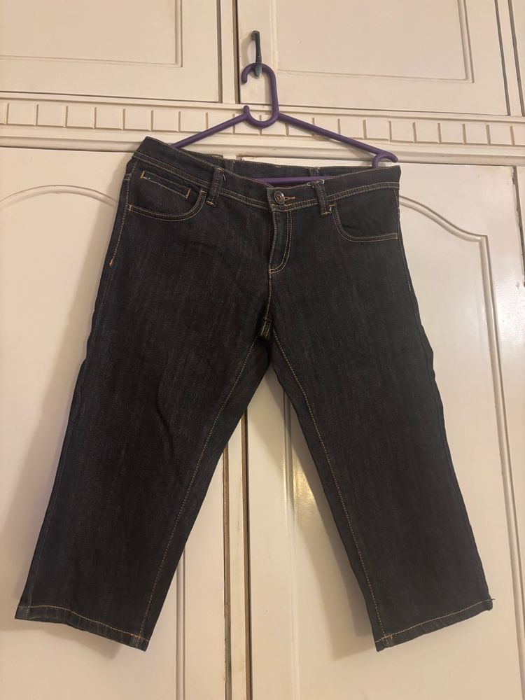 Benetton Stylish Capri Denim Jeans