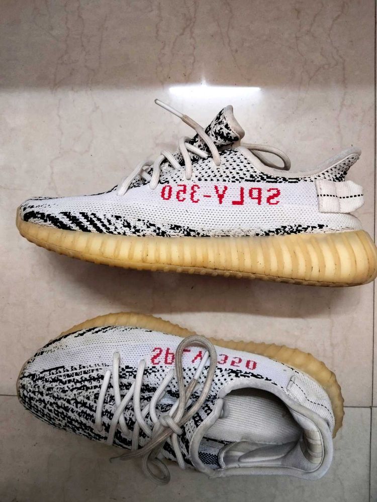 Adidas Yezzy 350 Zebra