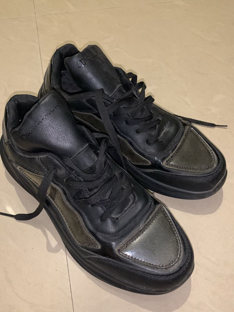 Champion Black Sports Shoes Size UK 8.5 Boys/ Men