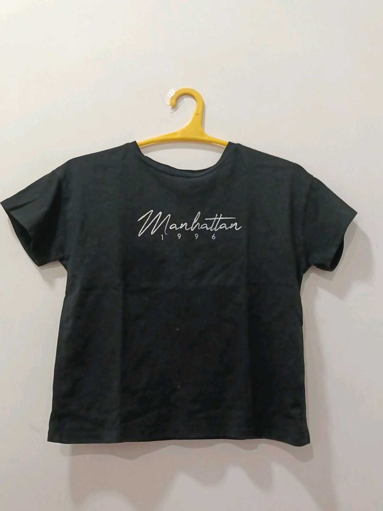 Manhattan Graphic Tee
