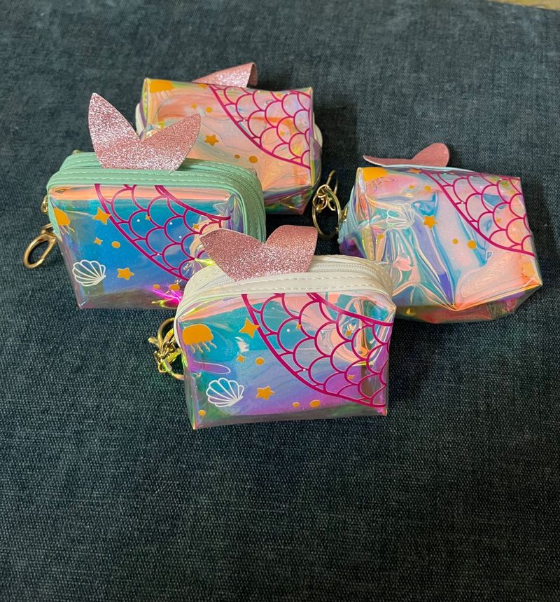 Holographic mermaid cute pouch