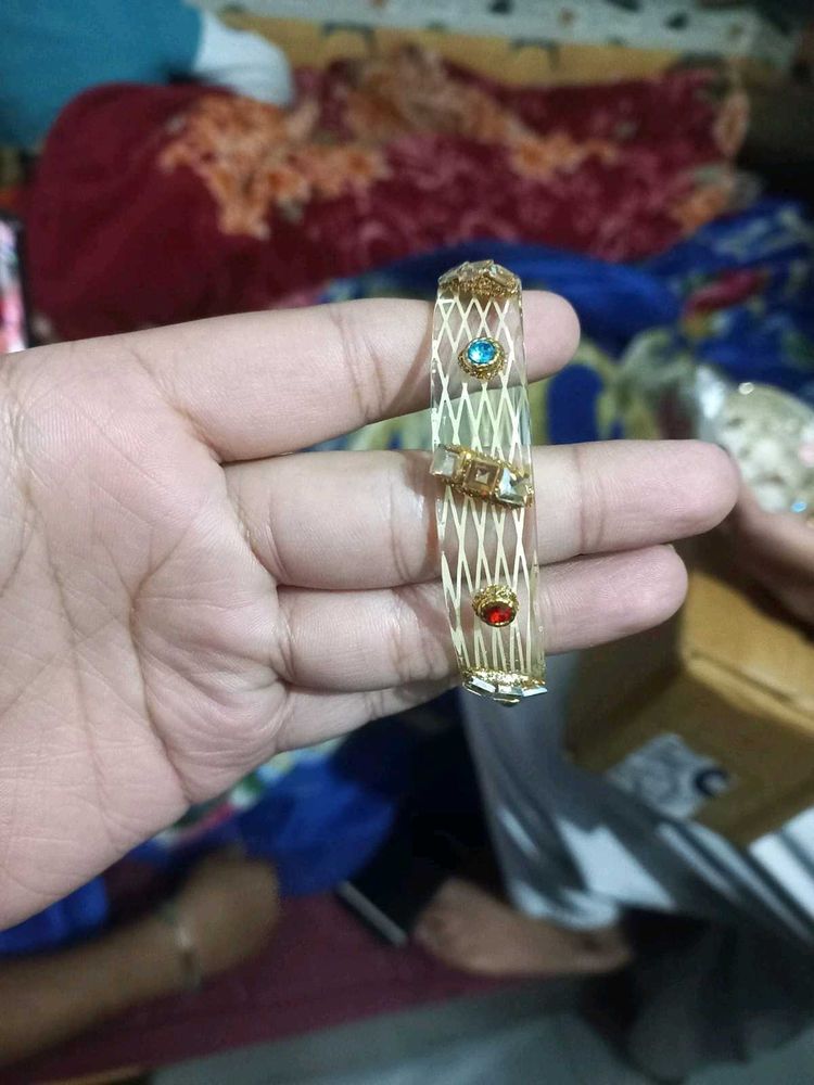 Elegant Gold-Tone Crystal Bangle