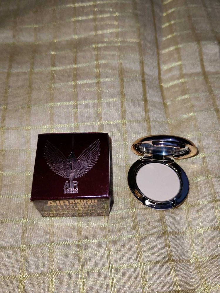 Charlotte Tilbury Compact Powder