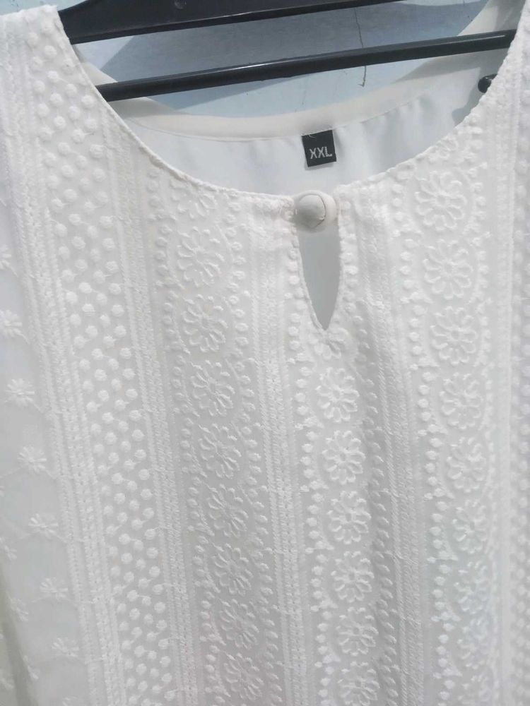 White Chikankari Kurti - XXL [Unused]