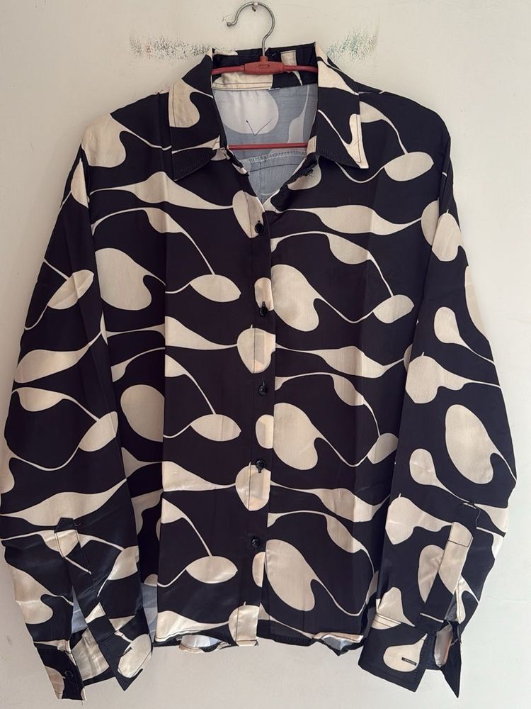 Patterned Black Shirt