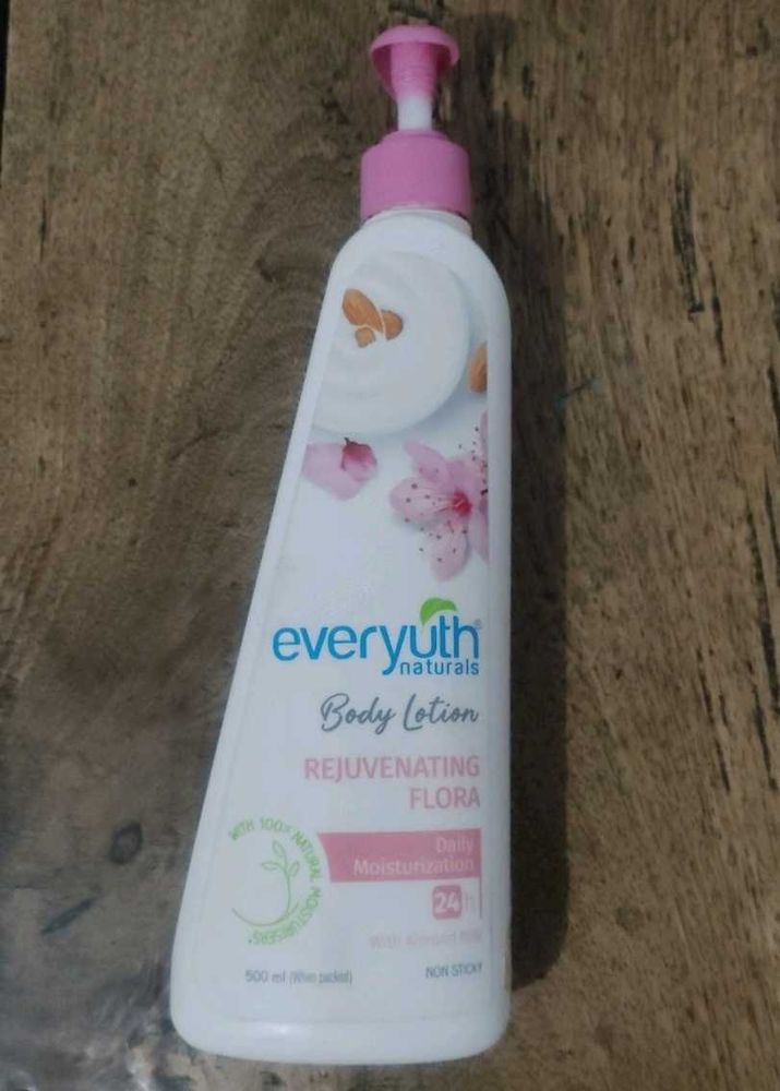 Everyuth Body Lotion