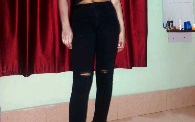 Ripped Knee Black Skinny Jeans