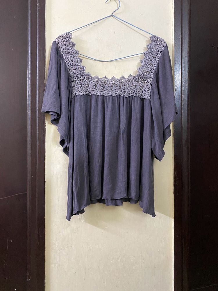 Stretchy Lace Detail Top Size M/L