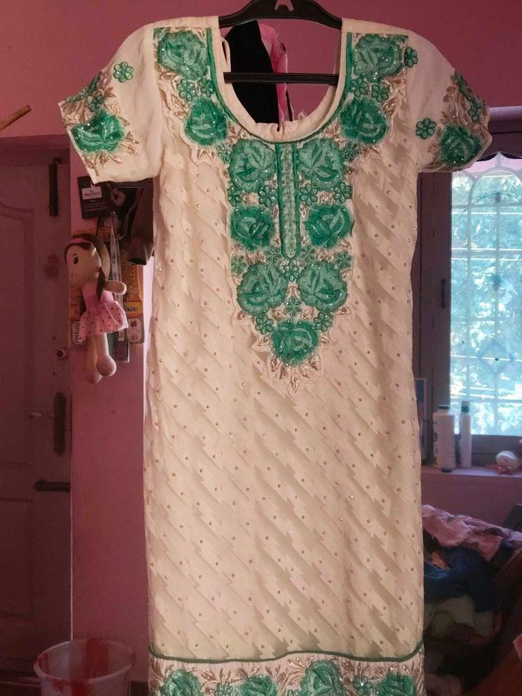 Elegant Embroidered Kurta