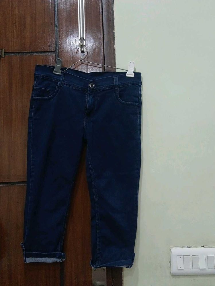 Dark Blue Capri Jeans