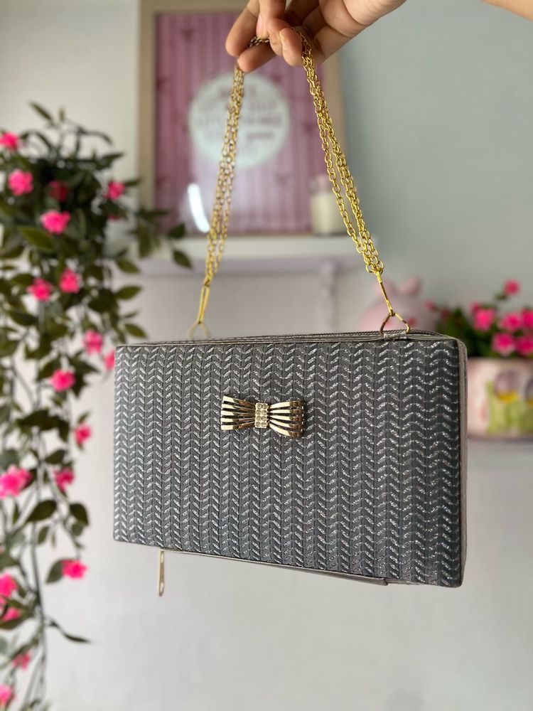 Silver Clutch 👛