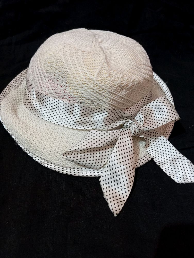 Vintage White Hat, with polka dots ribbon. Superbb Cute. #vintage #vintage Vibes #buying# Cute#hat#beautiful