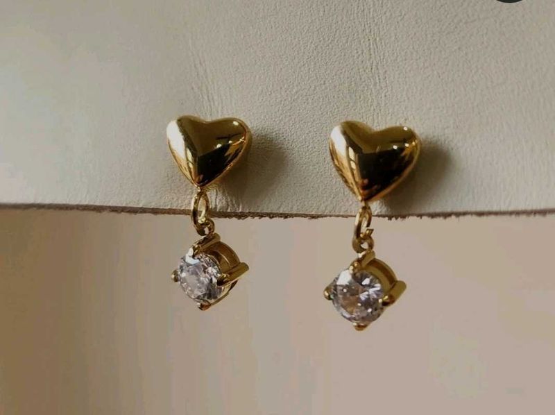 Small Heart solitaire drop earrings Anti Tarnish