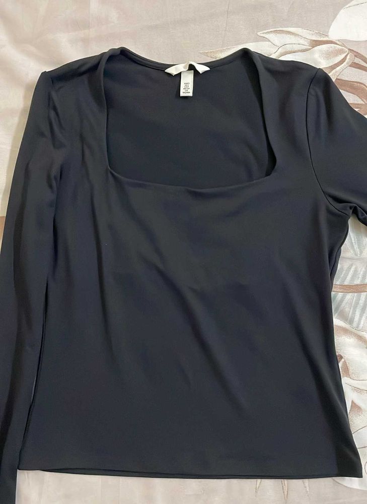 Black Long Sleeve Top