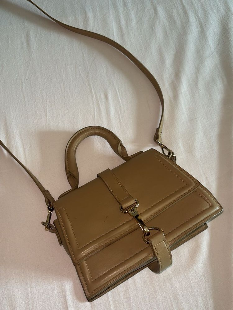 Stylist Crossbody Bag