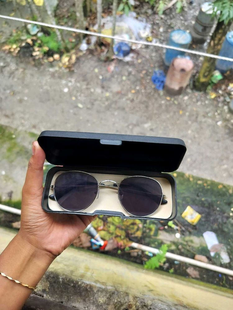 Black Sunglasses 🤩