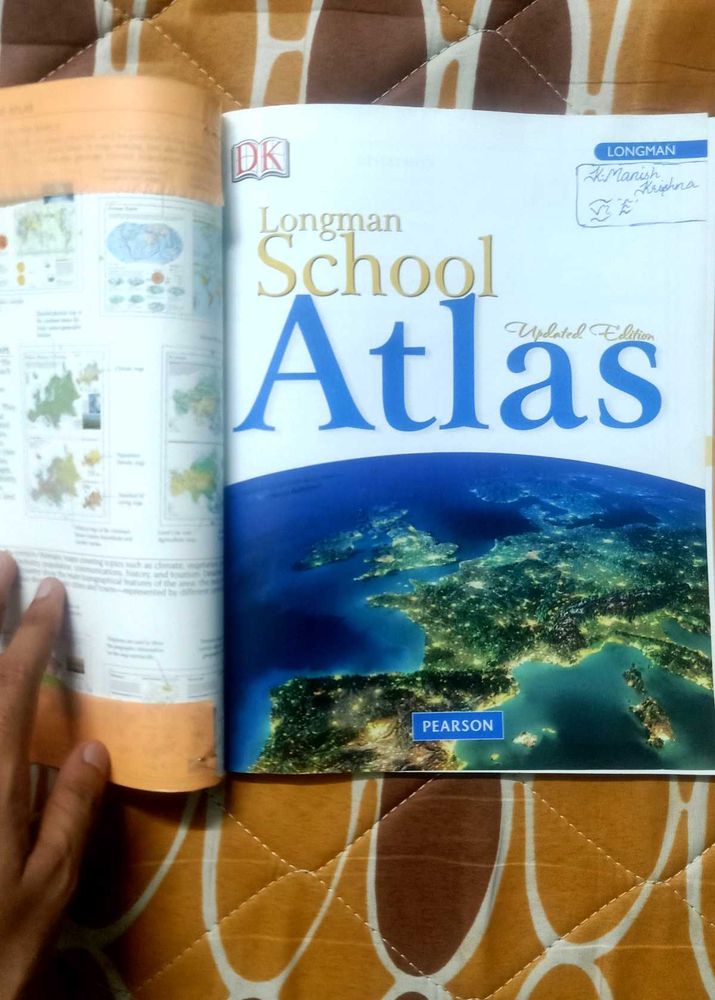 Atlas Books with FREE WORLD OUTLINE