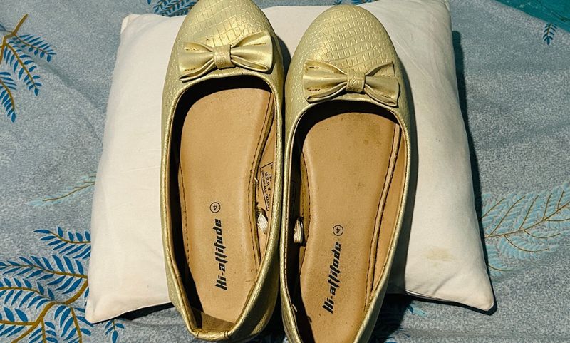 Hi-attitude Gold Ballerinas