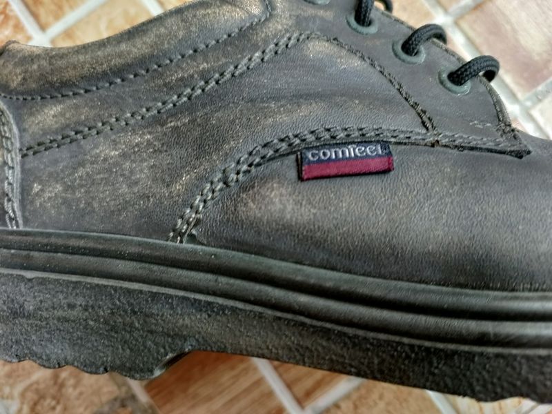 Comfeet Shoes (40)