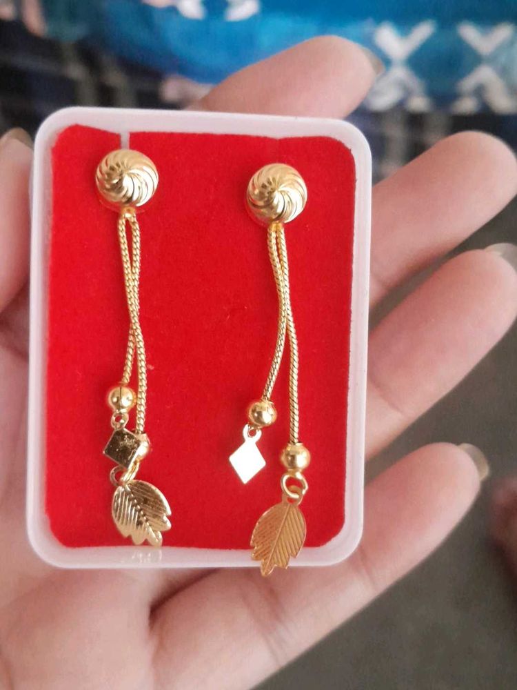 Gold Leaf Dangle Earrings