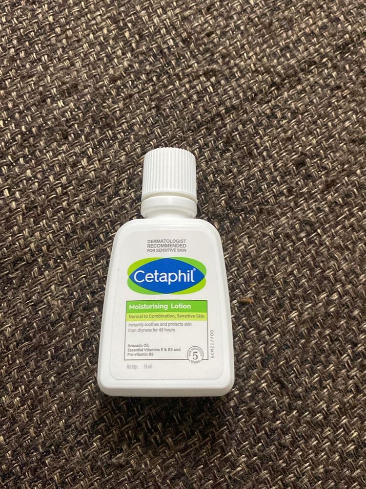 Travel Friendly Cetaphil Moisturing Lotion