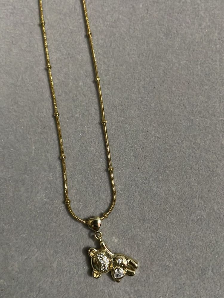 Teddy Pendat Gold Necklace