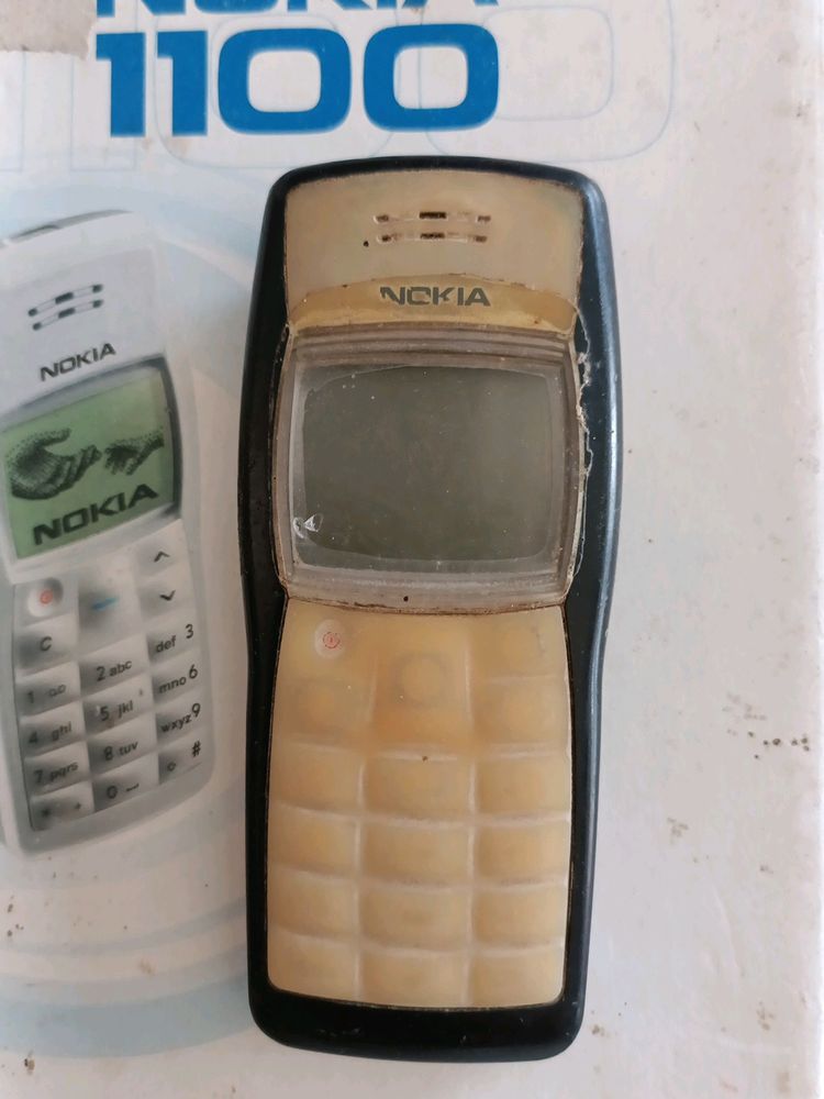 NOKIA 1100 J. Black